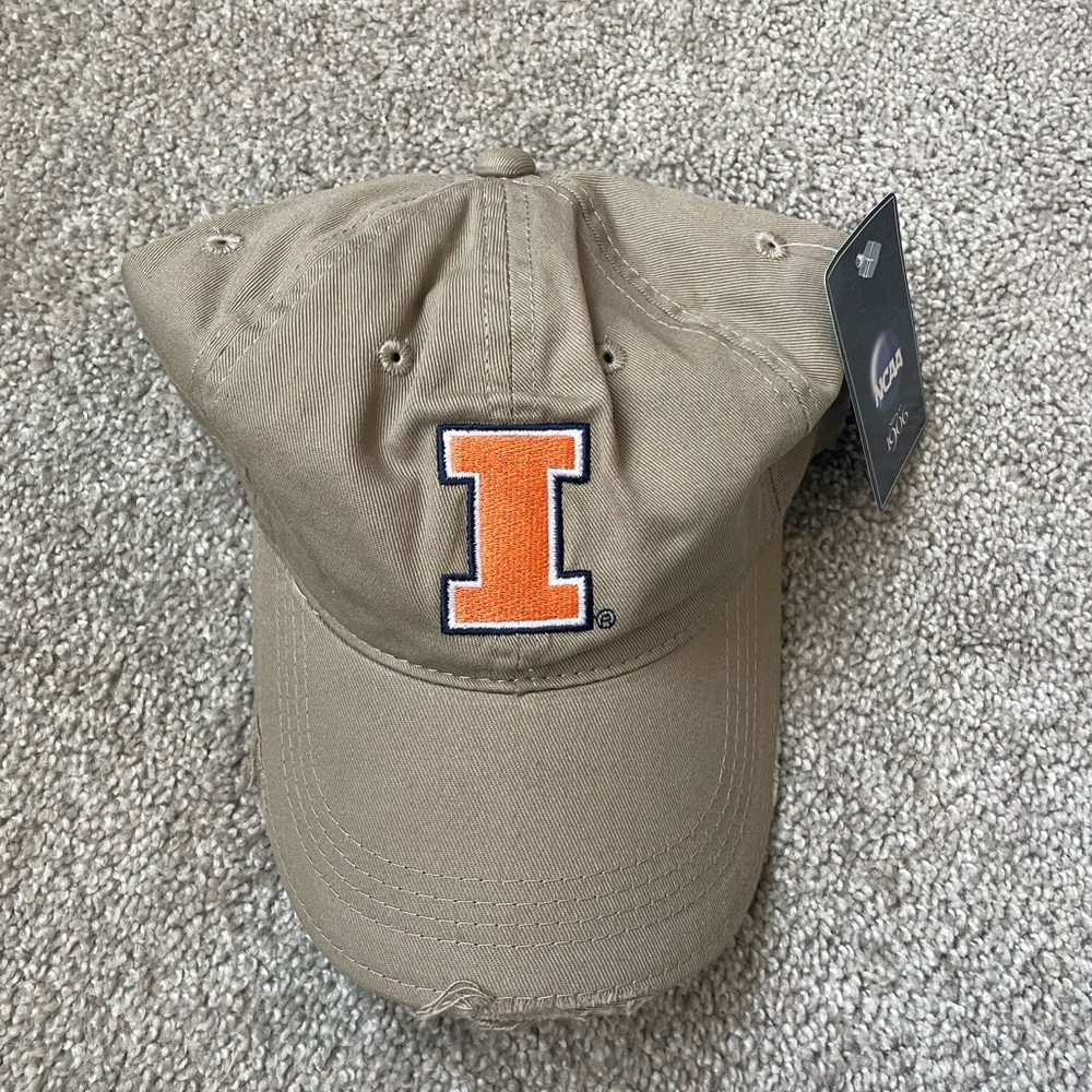 NCAA Khaki Baseball Cap with Orange & Navy 'I' Logo